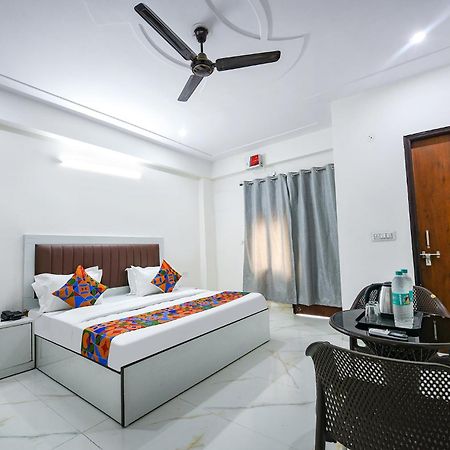 Fabhotel The Yashobhumi Near Yashobhoomi Convention Centre Delhi  Bagian luar foto