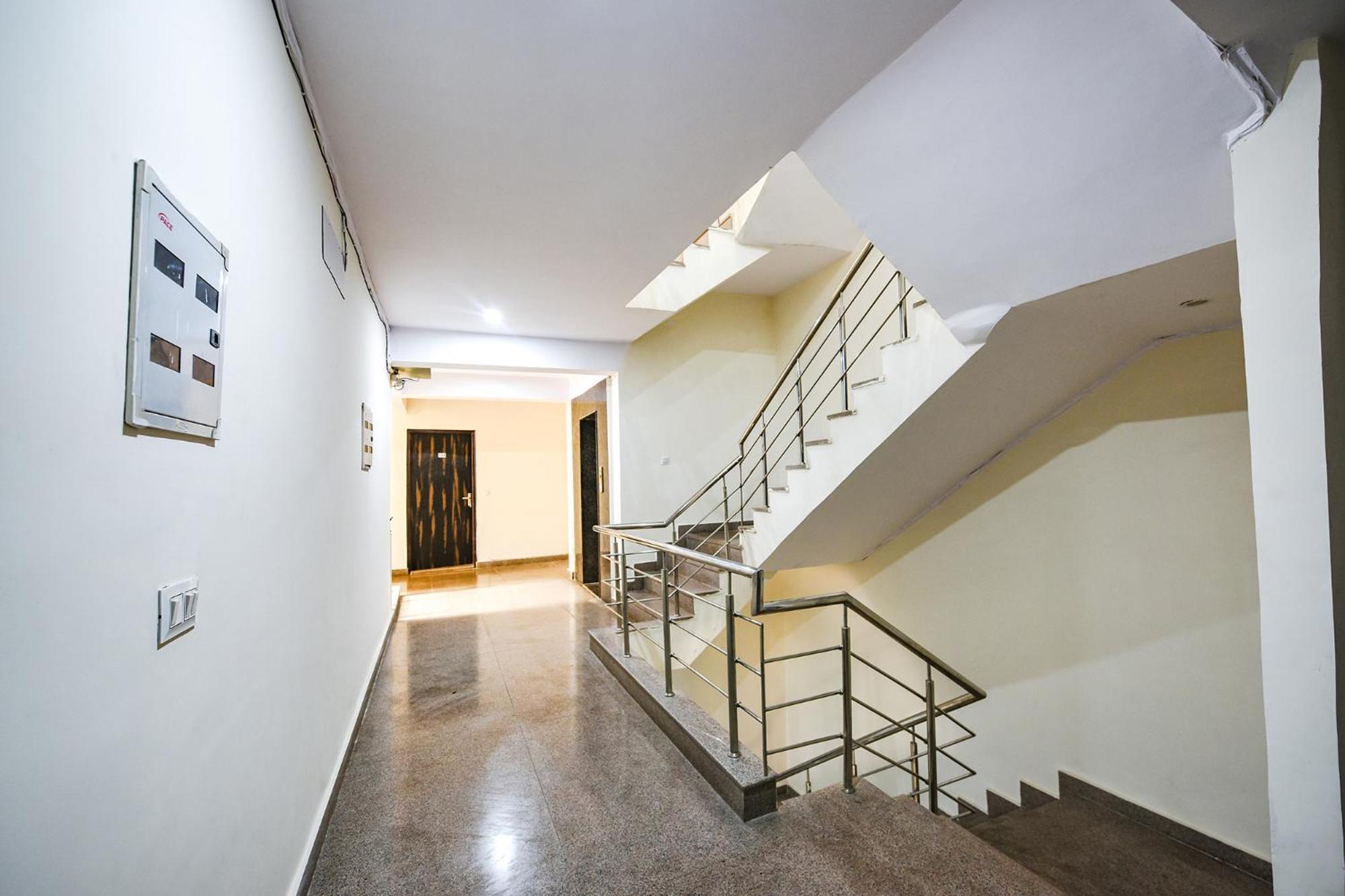 Fabhotel The Yashobhumi Near Yashobhoomi Convention Centre Delhi  Bagian luar foto