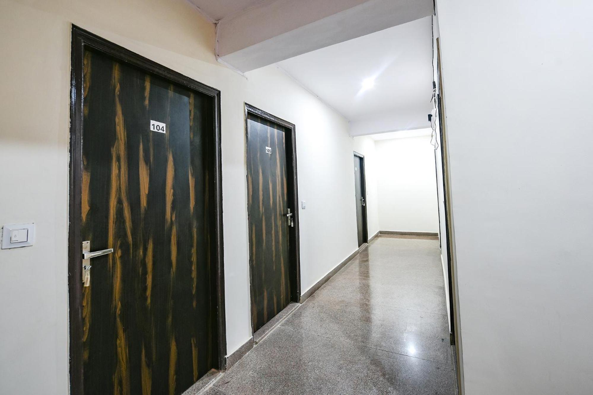 Fabhotel The Yashobhumi Near Yashobhoomi Convention Centre Delhi  Bagian luar foto